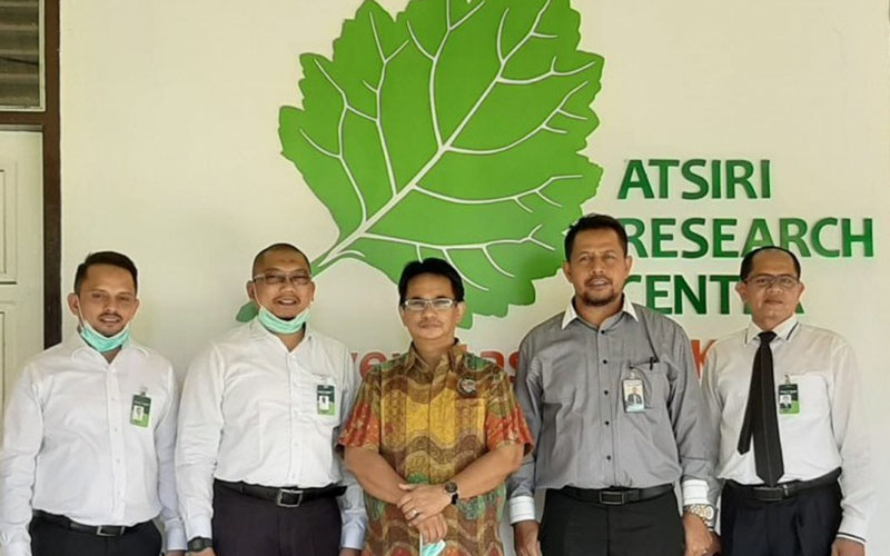  Bank Aceh Syariah Dukung Unsyiah Produksi Hand Sanitizer