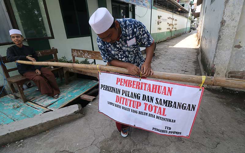  PEMBATASAN AKSES DI PONDOK LIRBOYO