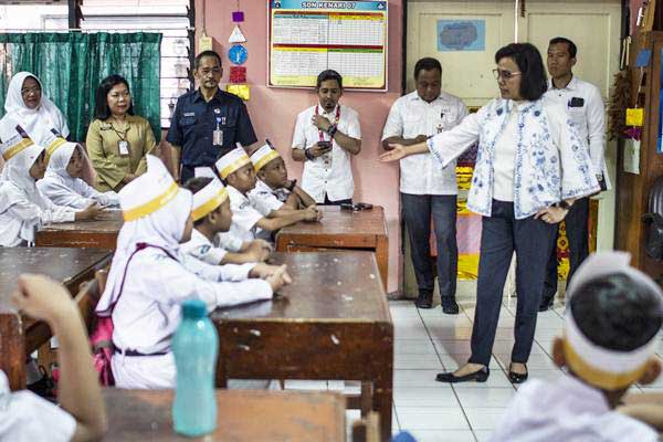  Kepala Dinas Harus Bikin Aturan Detail Belajar dari Rumah