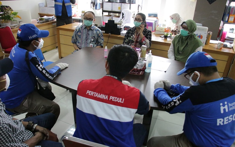  Pertamina Suplai Multivitamin Bagi Tenaga Medis Penanganan Covid-19 di Makassar