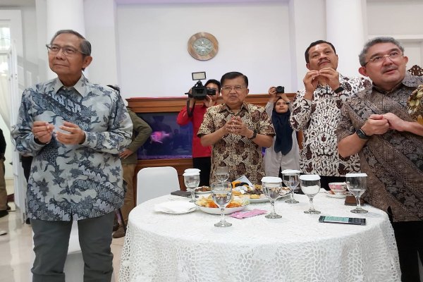  Pak Jokowi! Segera Tunjuk Pak JK Jadi Penasehat Gugus Tugas Covid-19 