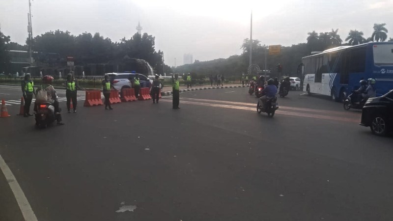  Persiapan Lockdown, Polres Jakarta Barat Siap Batasi Jalan Menuju Jakarta      