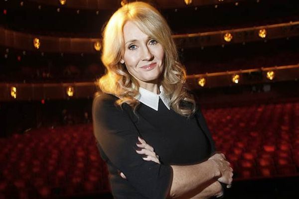  J.K Rowling Gratiskan Hak Cipta Selama Pandemi Corona