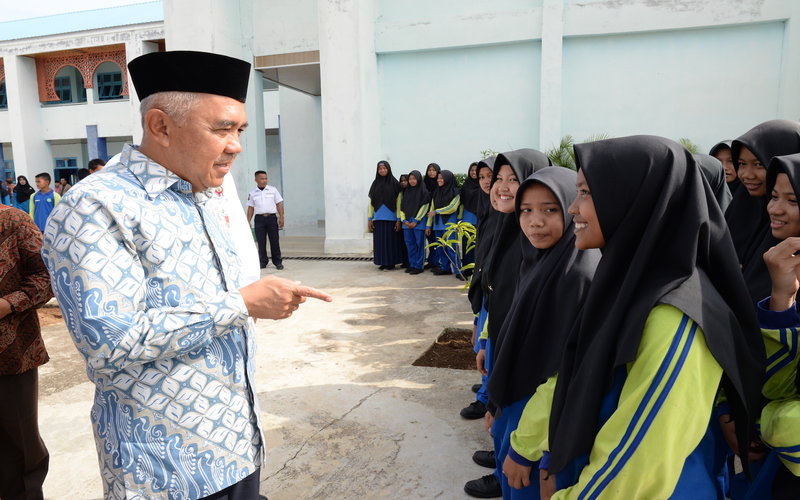  BUMD di Riau Berikan Bantuan APD kepada Pemprov untuk Penangangan Corona