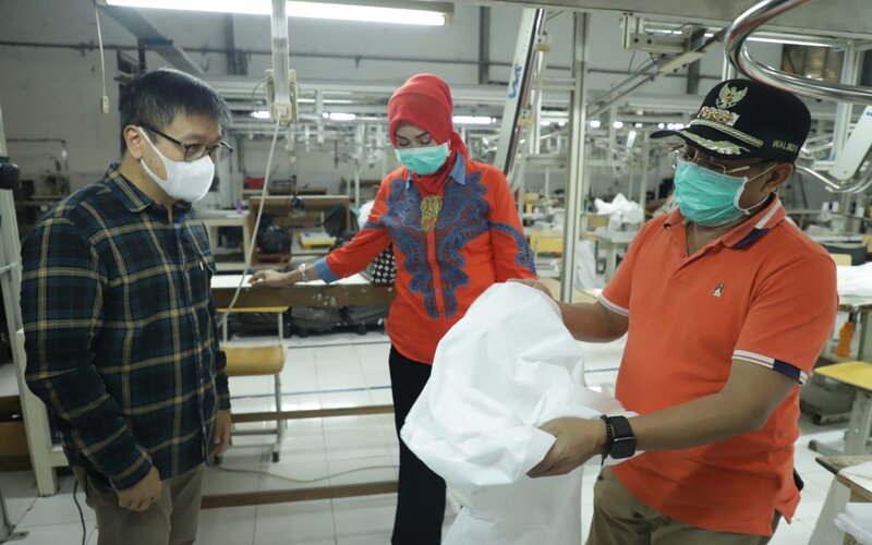  Produsen Garmen di Malang Banting Setir Produksi APD