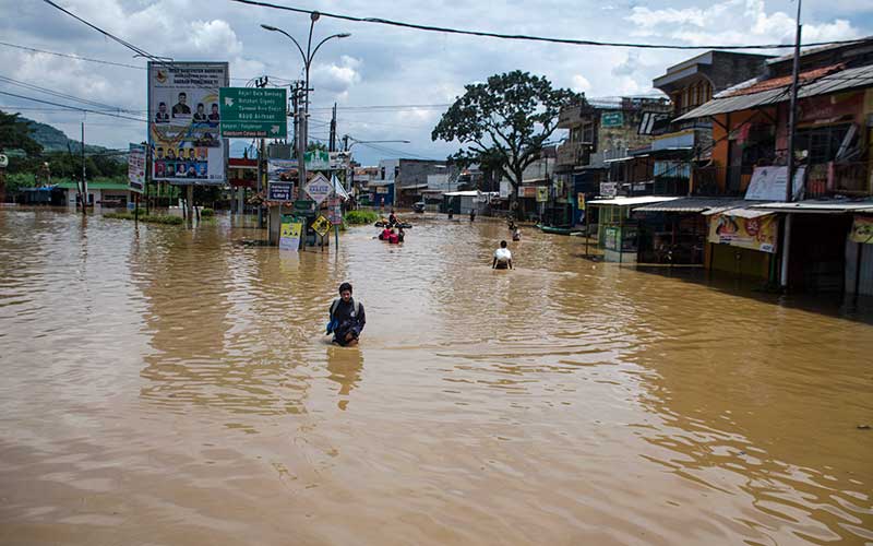  BANJIR DI BANDUNG SELATAN