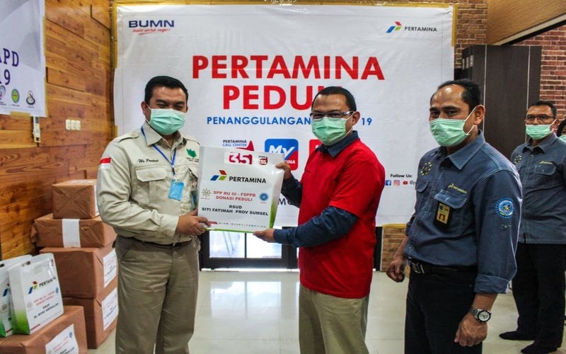  Pekerja Pertamina Plaju Bantu APD untuk Tenaga Medis