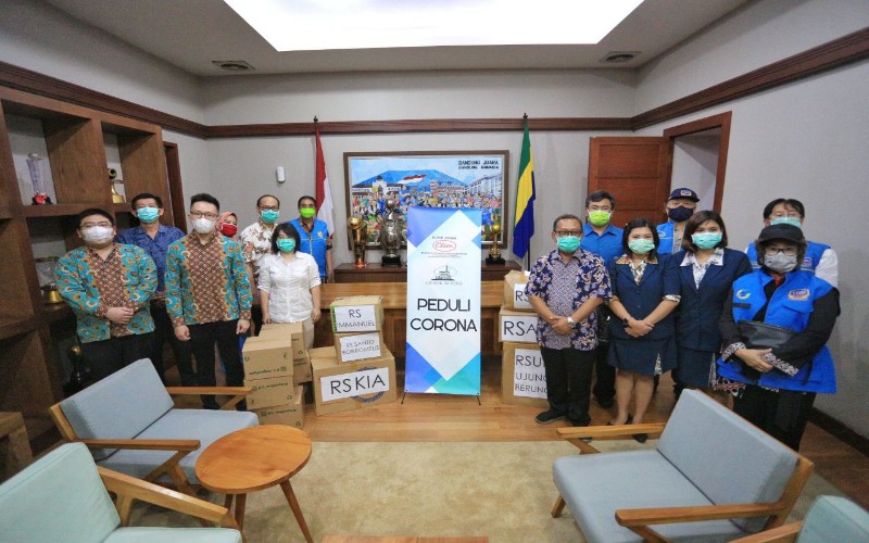 Pemkot Bandung Terima Bantuan APD dari Klinik Utama Elim