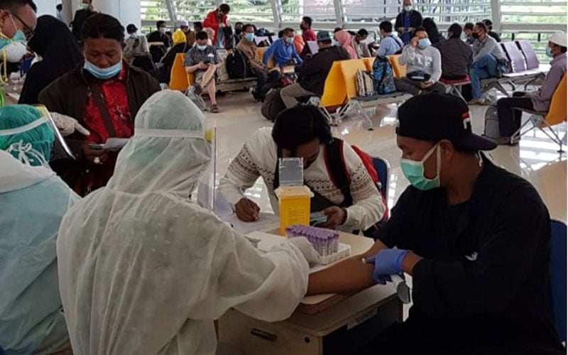  Rapid Test Negatif COVID-19, Jatim Tetap Kawal 154 Pekerja Migran