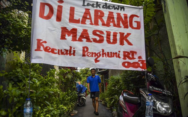  Makassar Memberlakukan Pembatasan Sosial Berskala Kecil