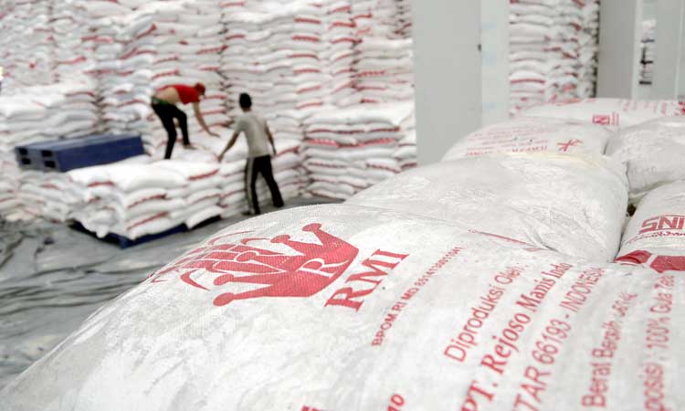  Izin Impor Gula 50.000 Ton untuk Bulog Terbit, Harga Bisa Pulih?