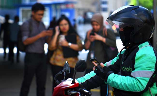  PSBB Jakarta, Layanan GrabBike Disetop Sementara