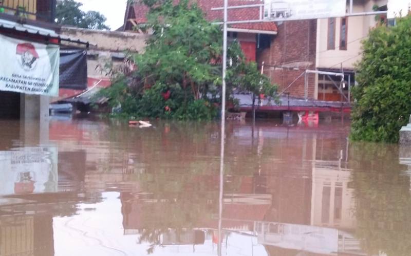  Puluhan Rumah di Cianjur Terendam Banjir