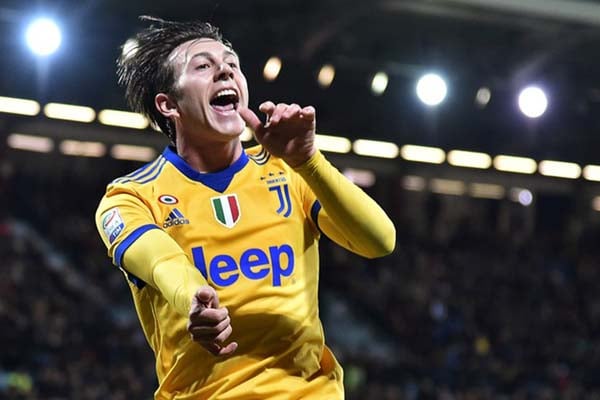  Barcelona Pantau Penyerang Juventus Federico Bernardeschi