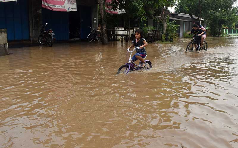  BANJIR DI MADIUN