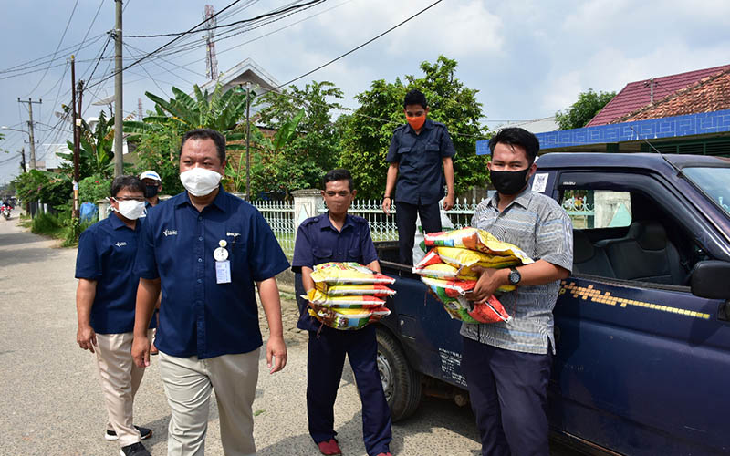  Pusri Libatkan Mitra Binaan Produksi Ribuan Masker Kain