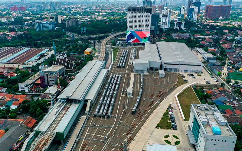  PENURUNAN PENUMPANG MRT SAAT PSBB