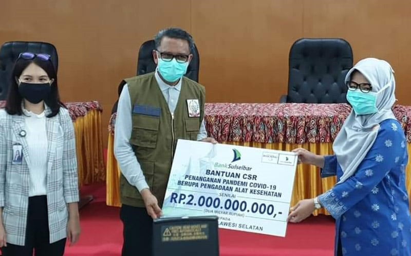  Bank Sulselbar Donasikan Rp2 Miliar untuk Satgas Covid-19 Unhas