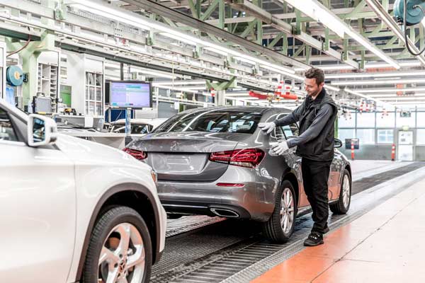  Pekan Depan, Daimler AG Aktifkan Kembali Pabrik SUV di Alabama