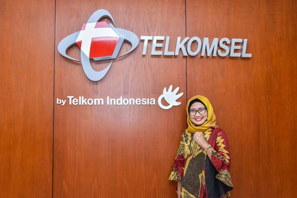  Deras Data Saham Telekomunikasi, Apa Rekomendasi Sekuritas?