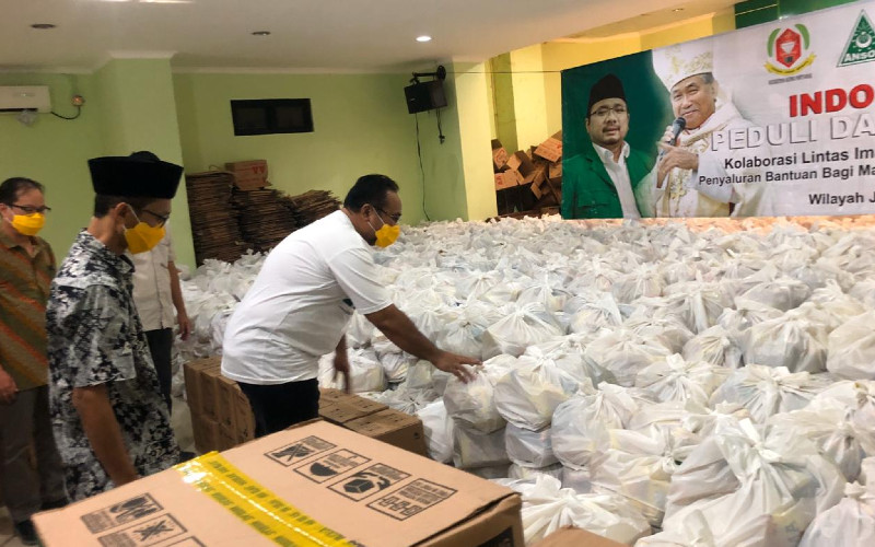  GP Ansor dan Indonesia Peduli Salurkan Bantuan Warga Terdampak Pandemi Covid-19