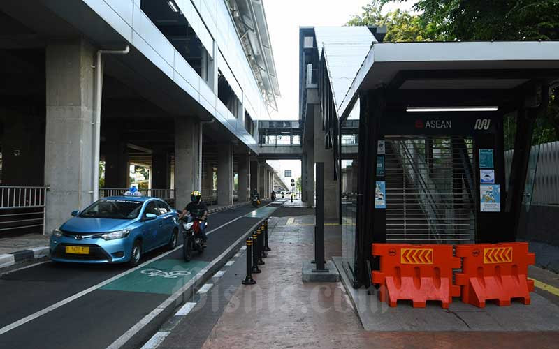  SEJUMLAH STASIUN MRT DITUTUP