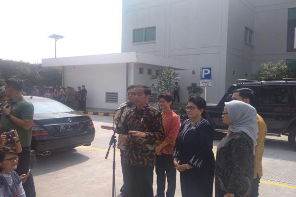  STRATEGI HADAPI PANDEMI  : Pelajaran dari Kota Kecil Lopare