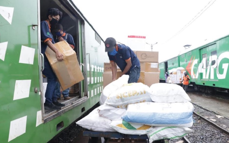  Rail Express KAI Siap Angkut Kebutuhan Pokok Selama PSBB