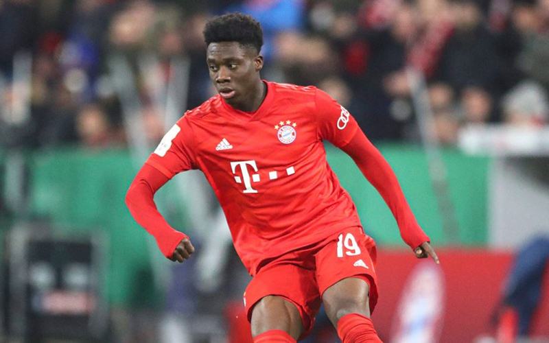  Alphonso Davies Perpanjang Kontrak Bersama Munchen Hingga 2025