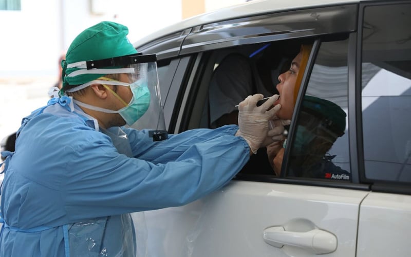  Keren, Tes PCR di Undip Gunakan Sistem Drive Thru. Mau Coba?