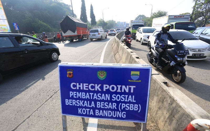  PSBB BANDUNG RAYA: Angkutan Umum Masih Bisa Beroperasi Asalkan...