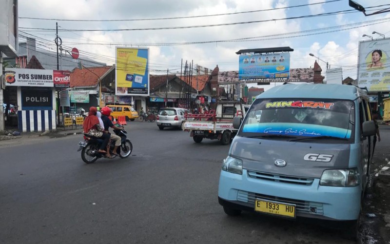  Dampak Covid-19, Sopir Angkot di Cirebon Berharap Perhatian Pemerintah