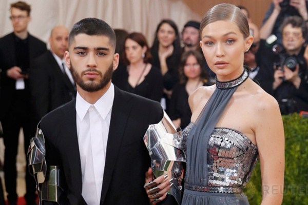  Gigi Hadid Dikabarkan Sedang Hamil