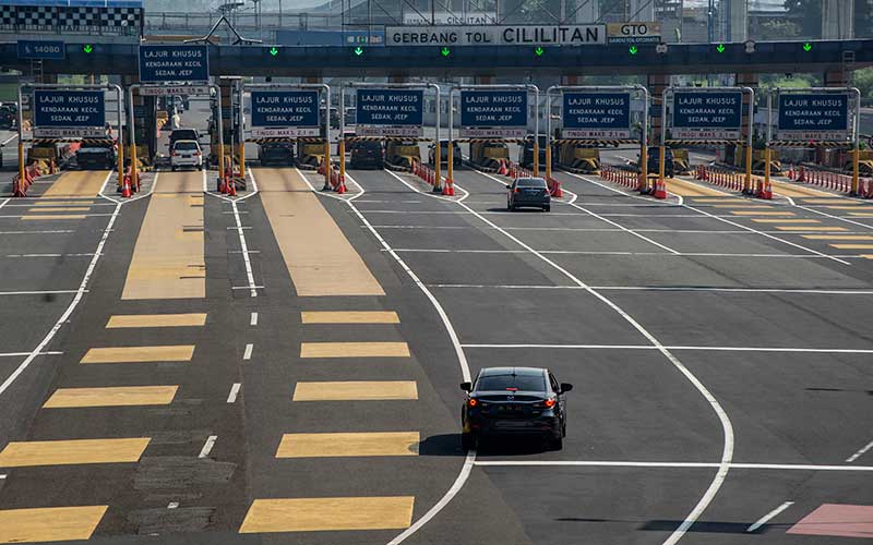  LALU LINTAS JALAN TOL TURUN