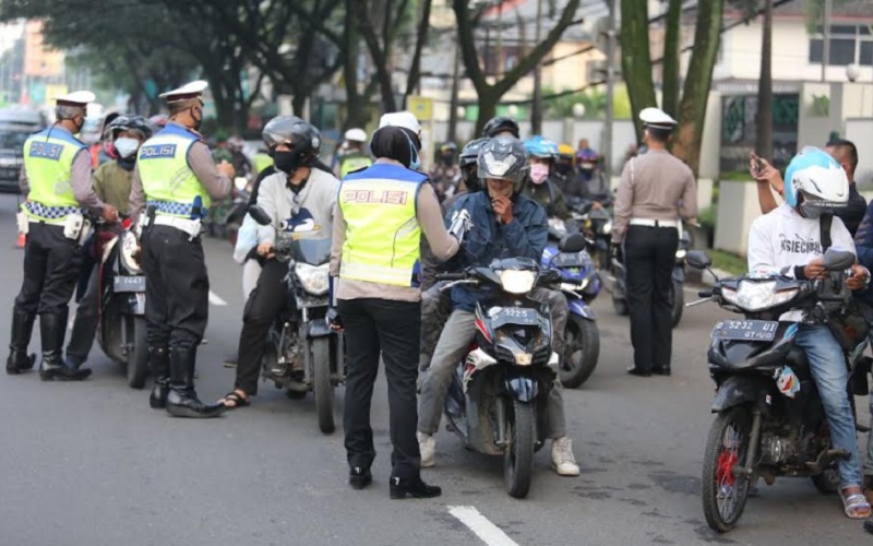  Sepekan PSBB di Kota Bandung, Volume Kendaraan Hanya 30 Persen