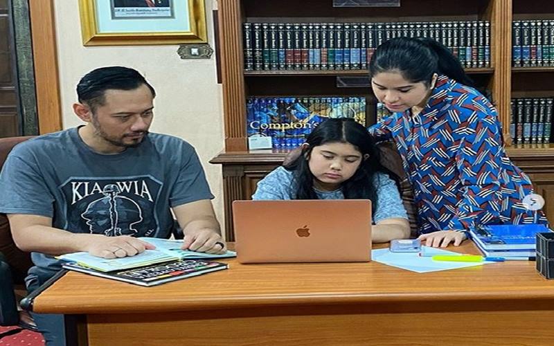 Agus Harimurti Yudhoyono bersama istrinya Annisa Pohan dan putri mereka Almira Tunggadewi Yudhoyono./Instagram @agusyudhoyono