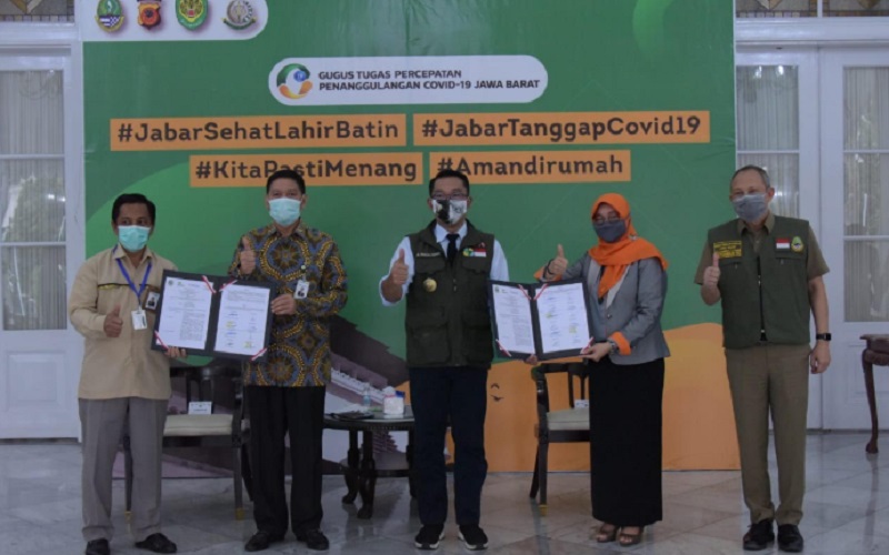  Ridwan Kamil: Pegadaian, Bulog, PT Pos Punya Peran Atasi Dampak Covid di Jabar