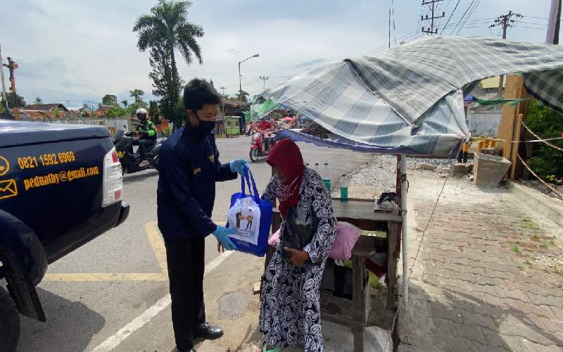  Ringankan Beban Hadapi Pandemi, Bea Cukai Kian Gencar Bagikan Bantuan kepada Sesama