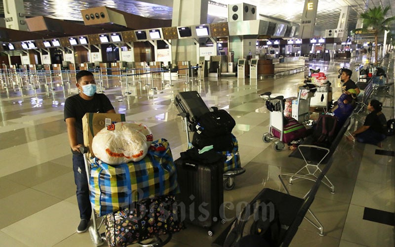  BANDARA SOEKARNO-HATTA SEPI