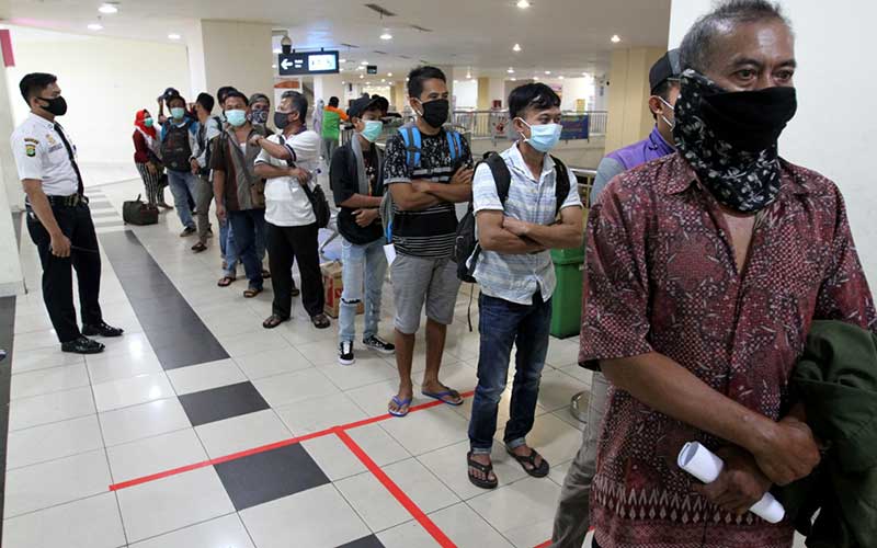  TERMINAL PULO GEBANG LAYANI PENUMPANG BERSYARAT