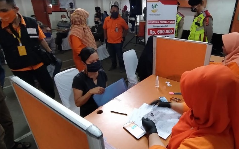  Pos Indonesia Berkomitmen Salurkan BST di Cimahi dan KBB Cepat dan Tepat