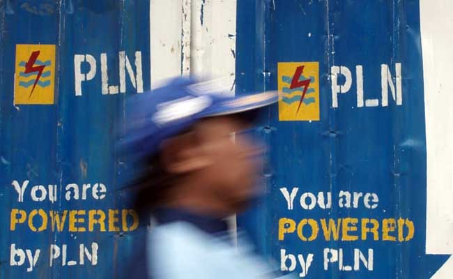  YBM PLN Salurkan Bantuan Rp13,4 Miliar