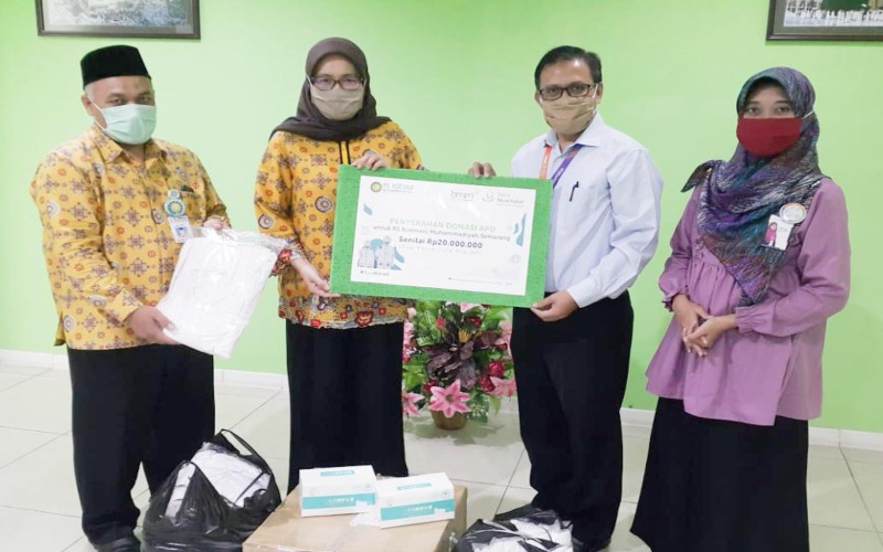  Bank Mualamat Semarang Donasikan APD ke RS Roemani Muhammadyah