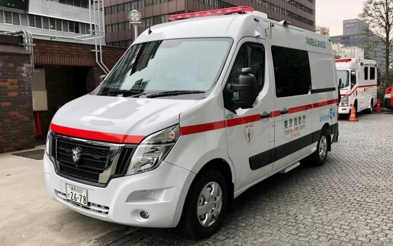  Nissan NV400, Ambulans Pertama Niremisi di Jepang