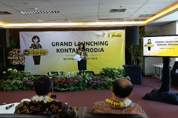 Grand Launching Kontak Prodia di Bandung/Bisnis/Dara Aziliya