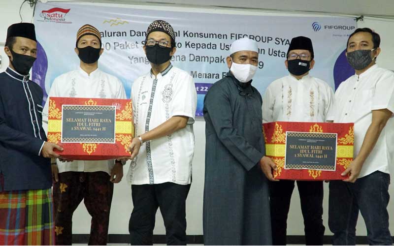  FIF SALURKAN DONASI UNTUK USTADZ