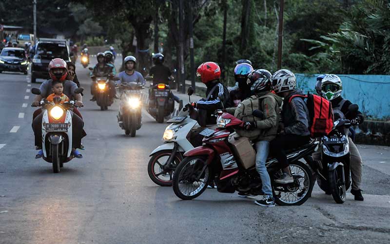  PEMUDIK MOTOR HINDARI POS PENYEKATAN