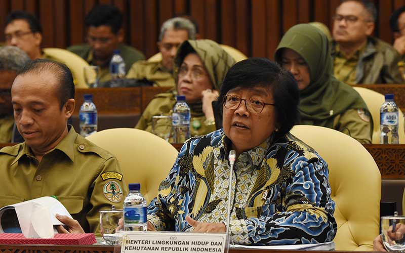  Menteri Siti Nurbaya Nikmati Halal Bihalal Virtual