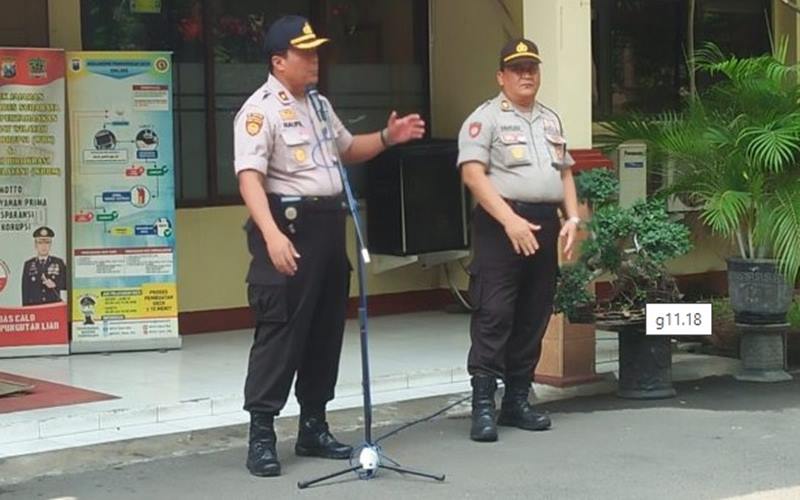  Kapolsek Gubeng Dicopot dan Diperiksa karena Tidur Saat Rapat, IPW: Kapoldanya Lebay