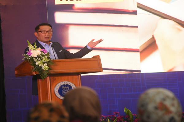  Ketika Ridwan Kamil Protes Selotip Toples Kue Nastar Susah Dibuka